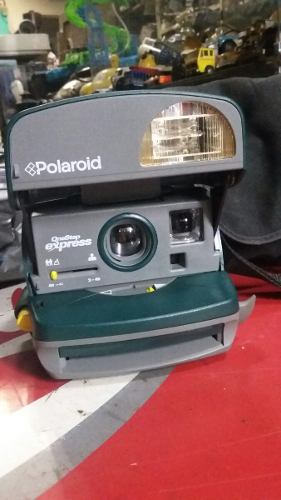 Câmera Polaroid Antiga