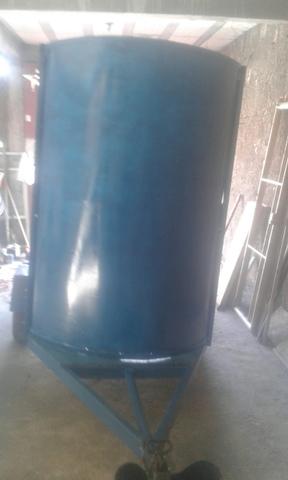 Carretinha vendo troco animal