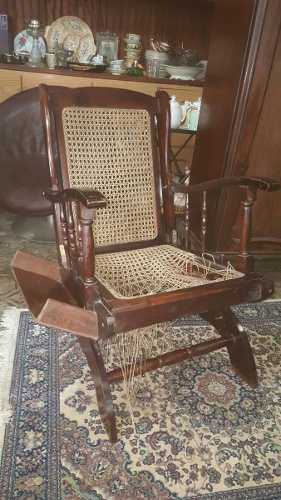 Linda Cadeira De Balanço Para Restauro Palha Antiga