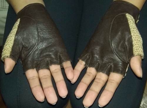 Antiga Luva Feminina Para Direção Couro E Croche 13x11cm