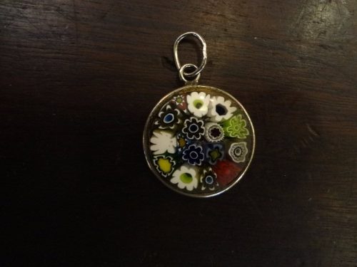 Pingente Com Moldura Em Prata E Trabalho Mirafiori Ao Centro