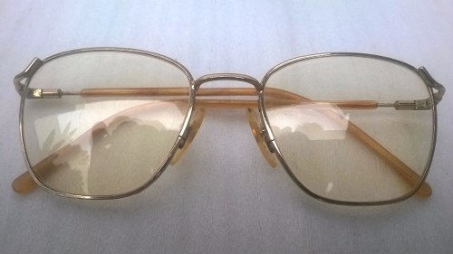 Óculos - Armação Antiga Dourada