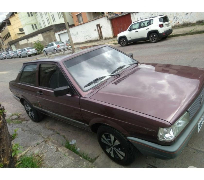 VW Voyage CL 1.6 Etanol.Troco por Moto...