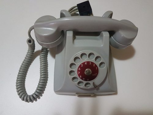 Telefone Antigo Ericsson, Branco, Modelo Baquelite Dbh 14x46