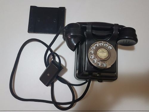 Telefone Antigo Ericsson, Preto Baquelite, Parede Com