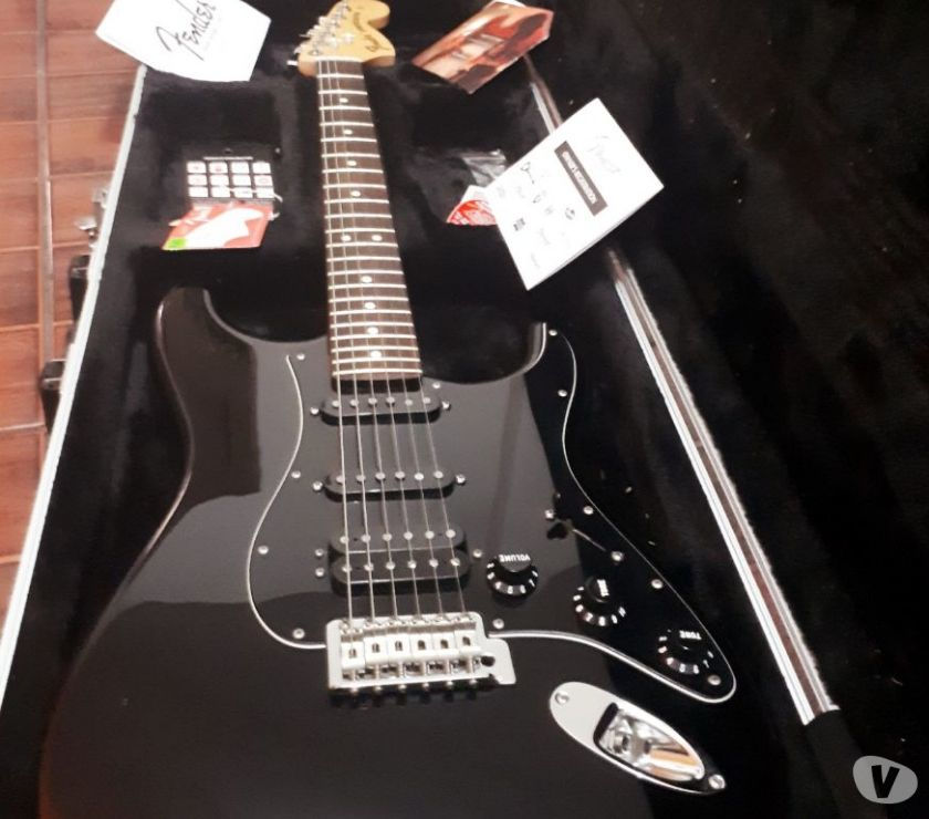 Fender American Special Black HSS