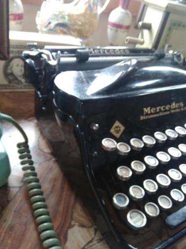 Maquina De Escrever Antiga Mercedes Superba Rara Germany