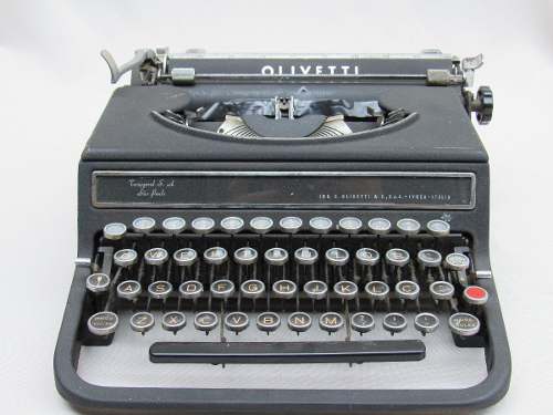 Maquina De Escrever Olivette Antiga