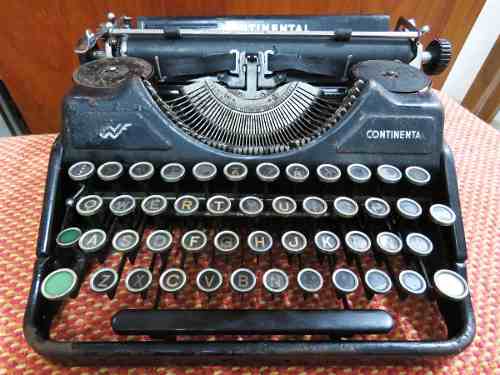 Máquina De Escrever Continental Anos 30