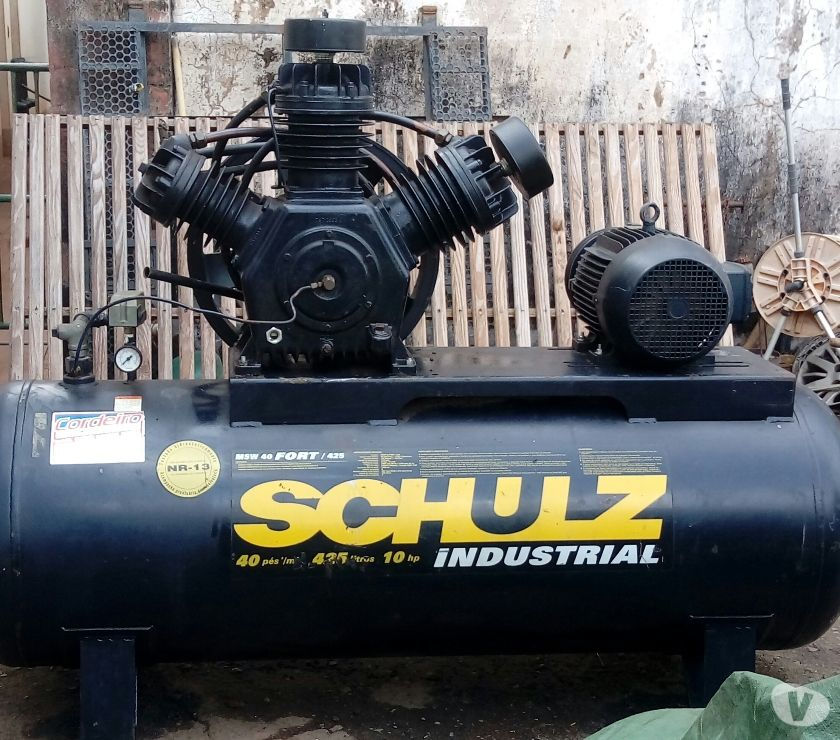 Compressor de ar industrial Schulz 40 pés 425 litros 10