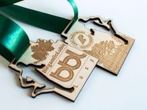 Medalha Em Mdf Personalizadas Com Informações Gravadas