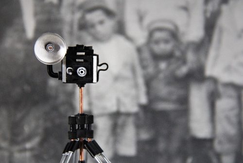 Miniatura Camera Fotografica 35mm Com Flash - Modelo 