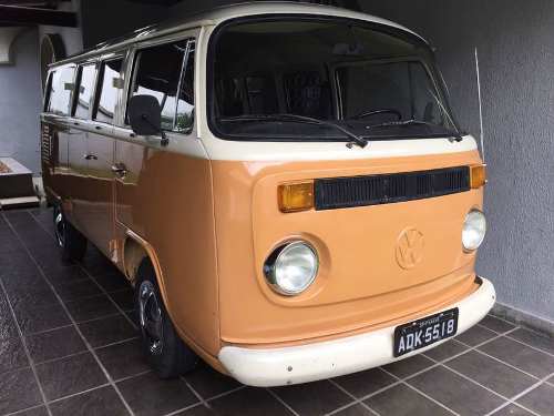 Vw Kombi Luxo