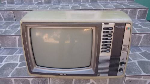 Televisão Toshiba Antiga