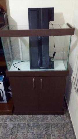 Aquario completo com 2 filtros e acessórios + móvel