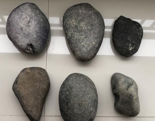 Pedras verdadeiras para uso em ornamentação de aquários