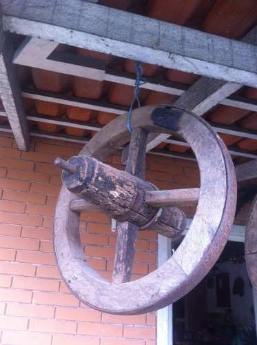 Roda De Carrinho De Mão Antigo Madeira Frete Grátis 40cm