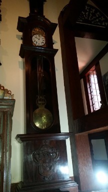 Relógio Antigo De Coluna