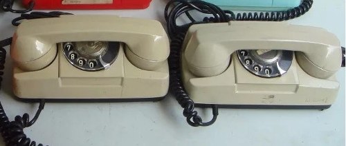 Aparelho De Telefone Antigo