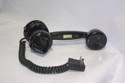 Telefone Antigo Em Baclite Com Disco No Fone