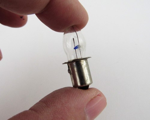 Lâmpada Para Lanterna Antiga Foquito Liso 3,6v Para 3