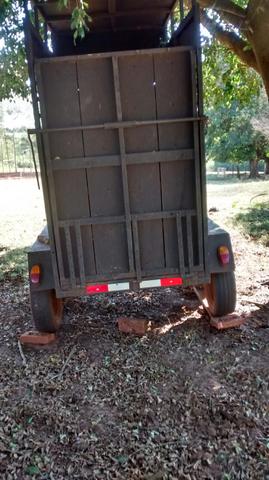 Vende se trailer de 1 cavalo