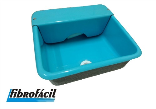 Bebedouro Automático Para Cavalo Animais Em Fibra De Vidro