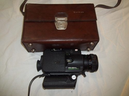 Camera Antiga Máquina Filmadora Sankyo 8mm Linda Com Case