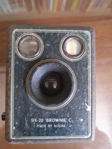 Câmera Fotografica Kodak Six 20 Brownie C. London Antiga