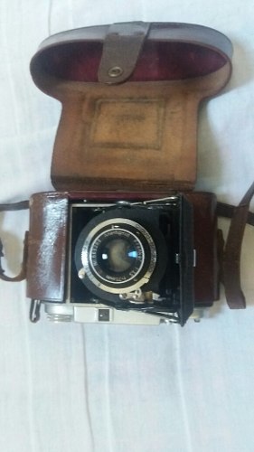 Câmera Fotográfica Antiga Franka Raridade Na Capa De Couro