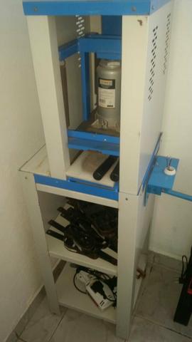 Vendo ou troco máquina de sandálias