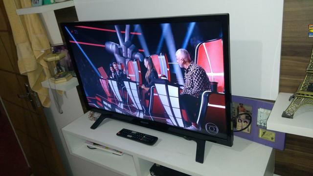 TV Semp 32 LED Full HD novinha!! 