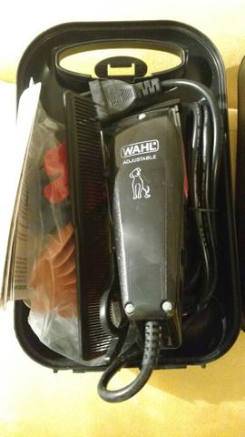 Maquina para tosar nova c/ acessórios. 110v