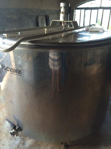 Tanque resfriador de leite