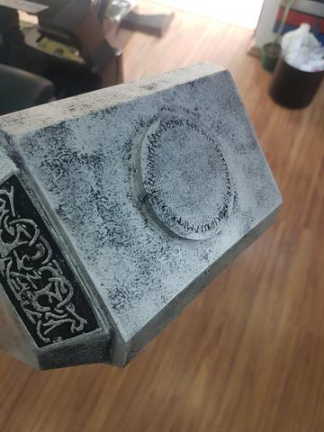 Martelo do Thor tamanho real