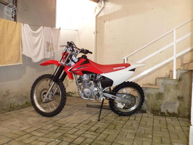 Honda crf 600