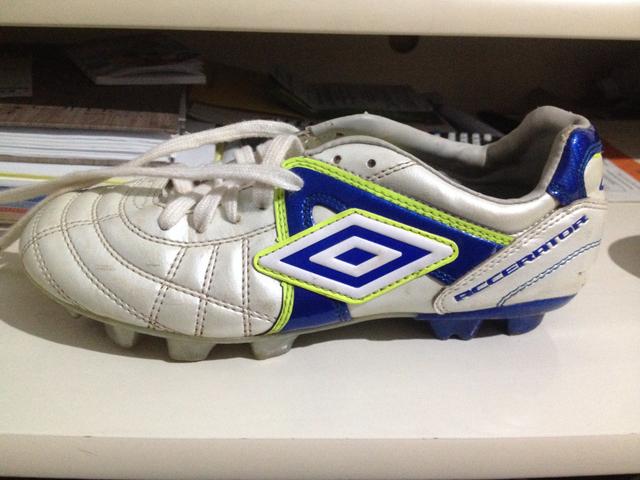 tenis umbro passeio