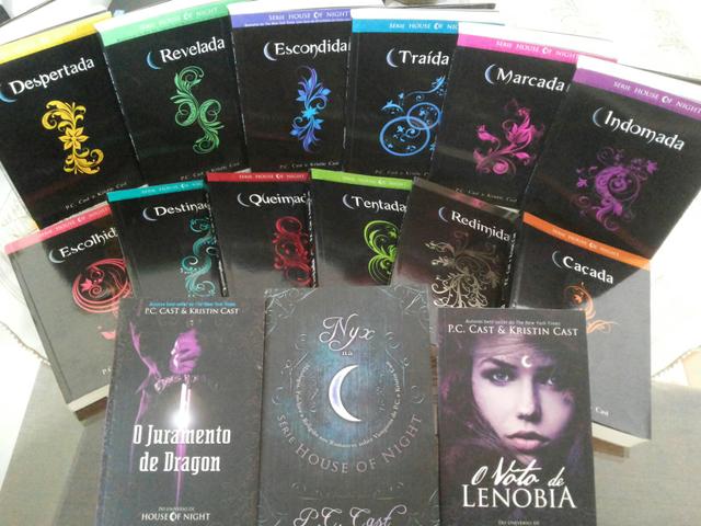 Livro Tentada Da Saga House Of Night 🥇 【 Ofertas 】 Vazlon Brasil