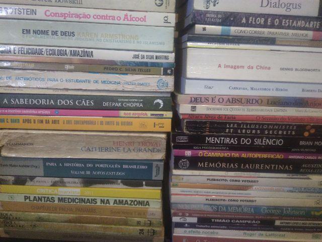 Lote Livros Usados Sebo 🥇 【 OFERTAS 】 | Vazlon Brasil