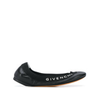 Givenchy Sapatilha com estampa de logo - Preto