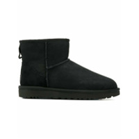 UGG shearling lined boots - Preto