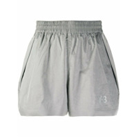 Y-3 Bermuda com logo - Cinza