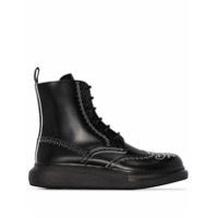 Alexander McQueen Ankle boot com detalhe perfurado - Preto