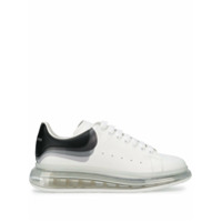 Alexander McQueen Tênis de corrida oversized - Branco