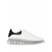 Alexander McQueen Tênis de corrida oversized - Branco