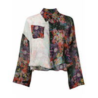 Anntian Blusa de seda com estampa floral e recorte contrastante - Preto