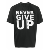 Blackbarrett Camiseta Never Give Up com estampa - Preto