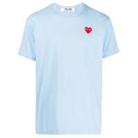 Comme Des Garçons Play Camiseta com logo bordado de coração - Azul