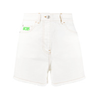 Gcds Short jeans com patch de logo - Branco