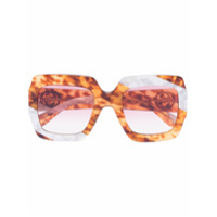 Gucci Eyewear Óculos de sol oversized com aplicações - Marrom